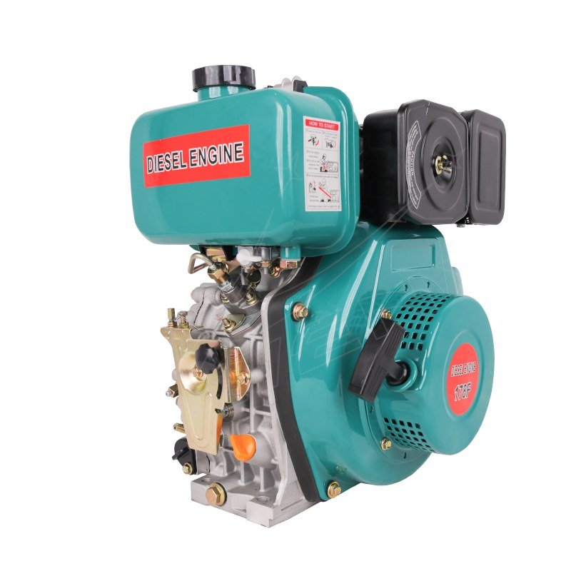 WENXIN 178 diesel engine, right view