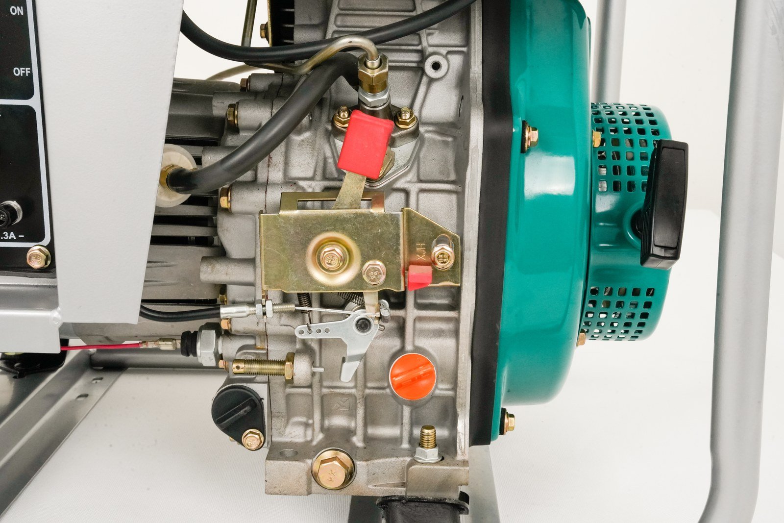 WENXIN manual-open-frame-2-8kw diesel generator, engine view