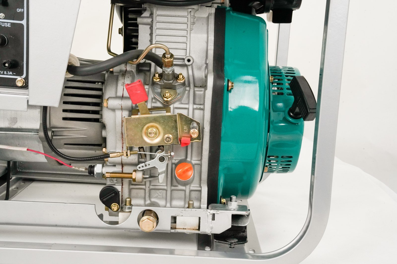 WENXIN manual-open-frame-4-6-6-5kw diesel generator, engine view