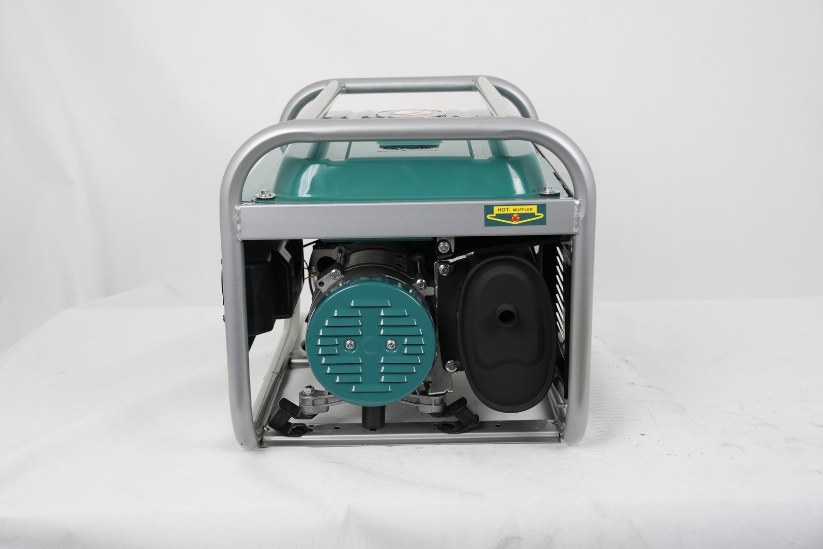 WENXIN flat-panel-type-1-5-8kw gasoline generator, engine view