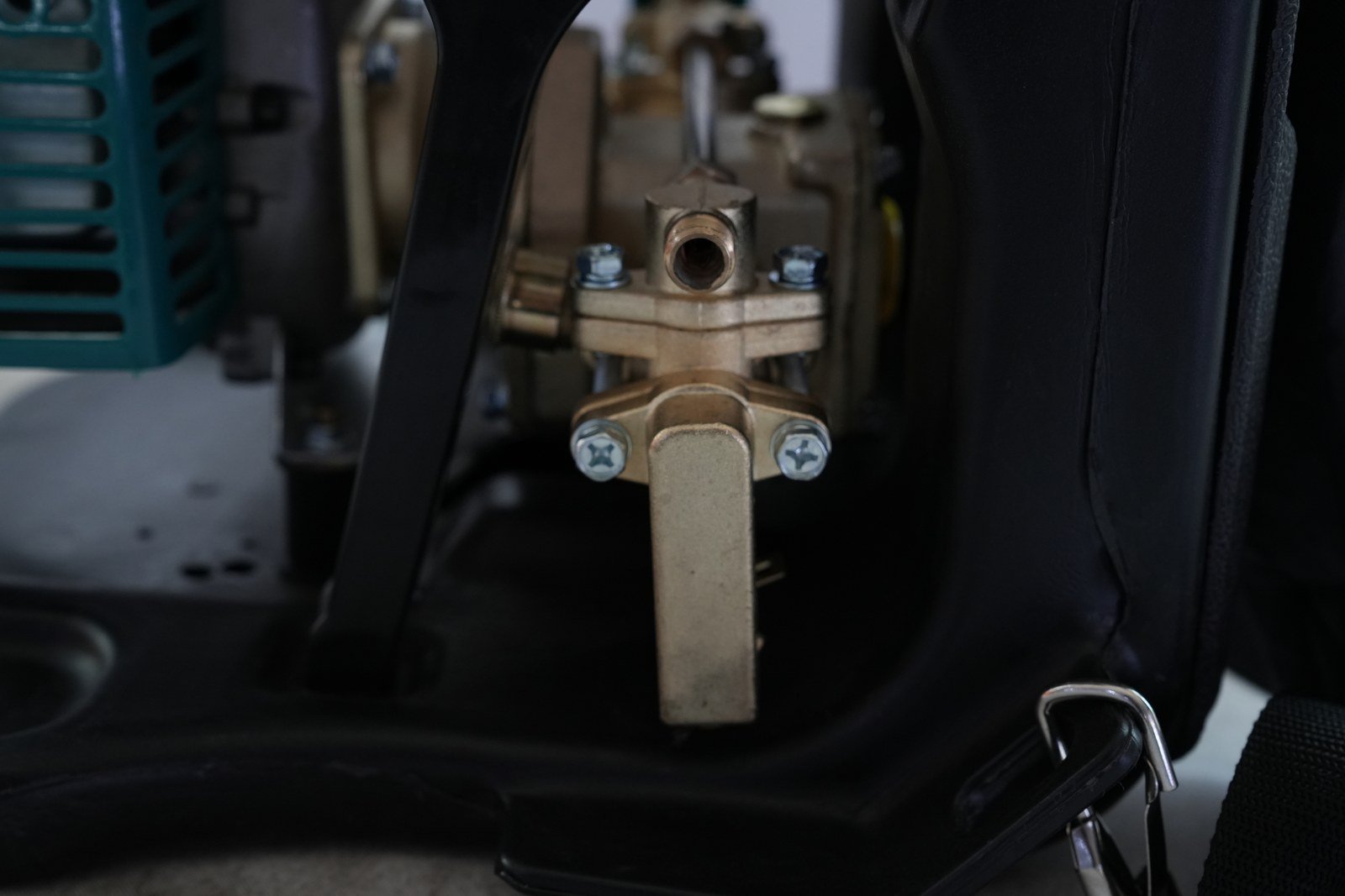 WENXIN 505 knapsack power sprayer, detail 1 view