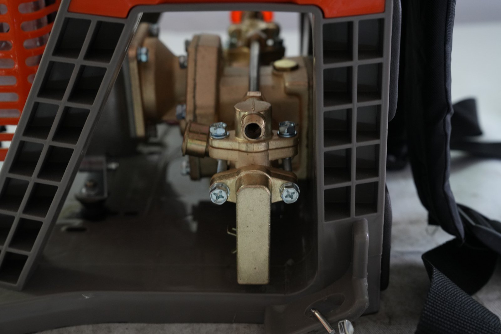 WENXIN 8241 knapsack power sprayer, detail 1 view
