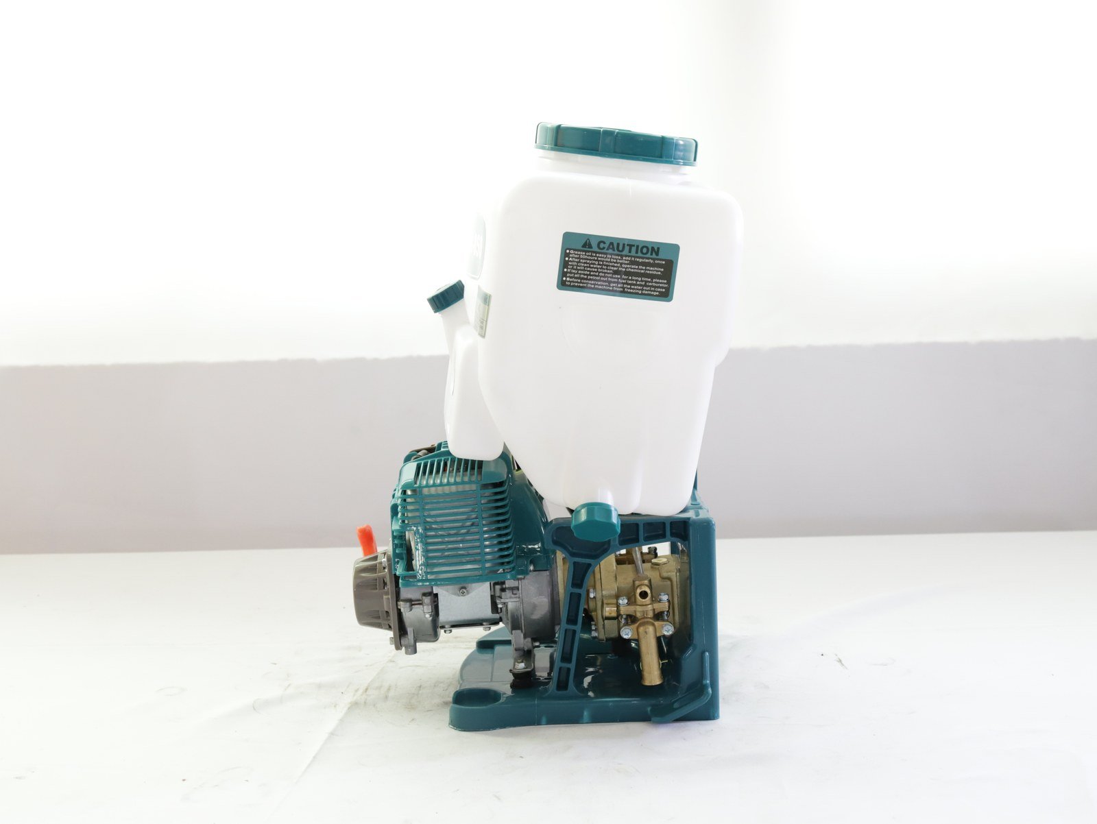 WENXIN 850 knapsack power sprayer, right view
