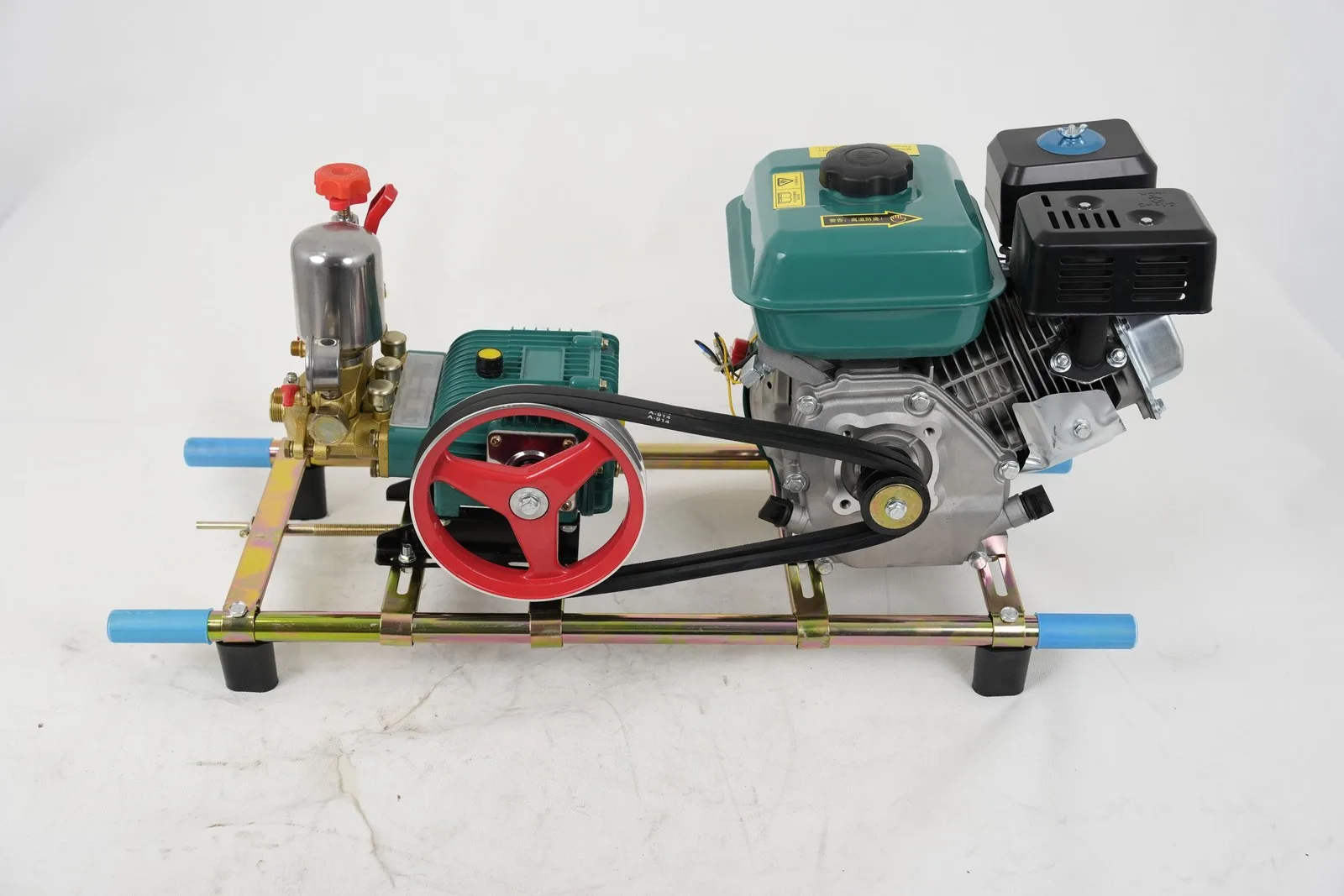 WENXIN 22-30-stretcher sprayer unit (engine + pump), pump head view