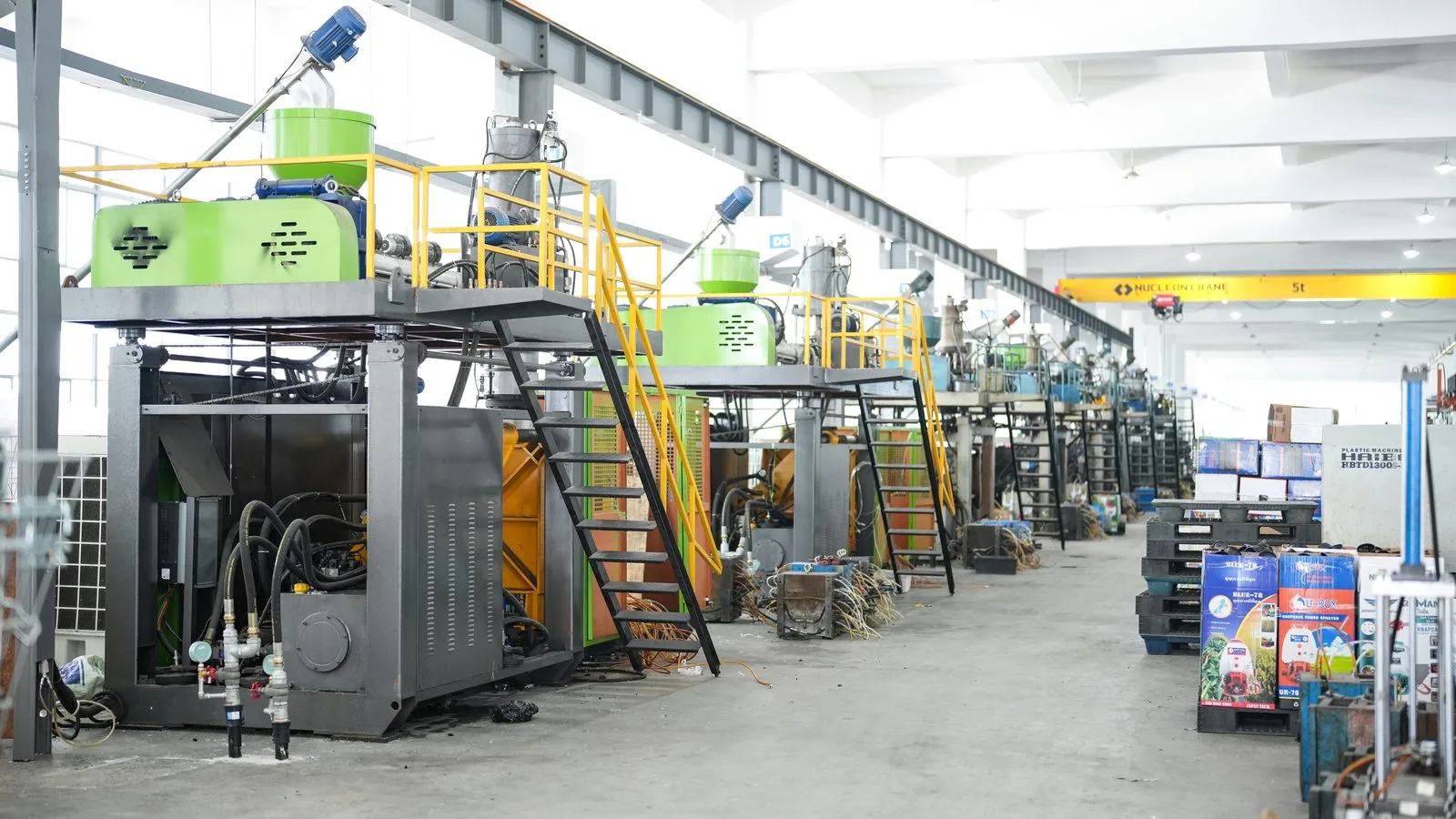 Blow molding: blow molding for sprayer tanks and other hollow plastic components