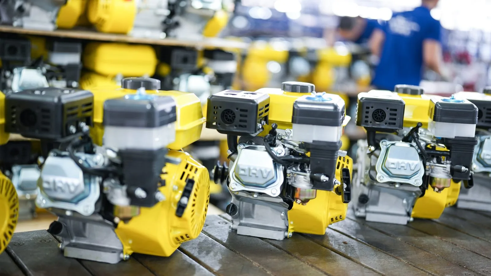 Gasoline engine assembly line at WENXIN