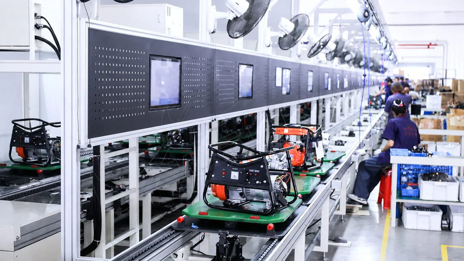 Gasoline generator assembly lines at WENXIN